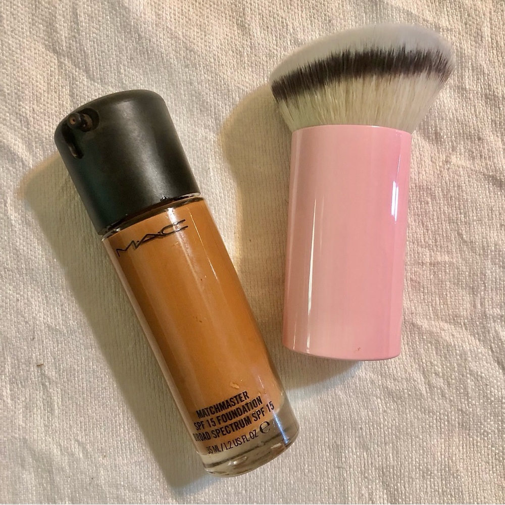 MAC Cosmetics Matchmaster Foundation now Studio Fix Fluid, Shade 8.0 Tan